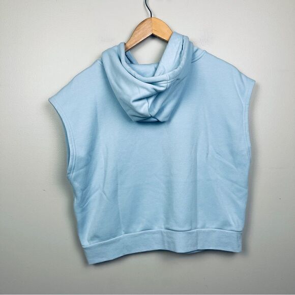 Fabletics: Angela Sleeveless Pullover Hoodie - Picture 4 of 7